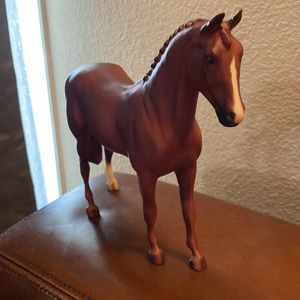 Breyer Dark Red Thoroughbred 1999